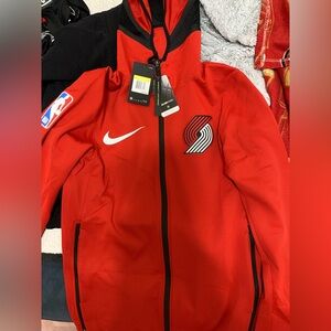 Portland Trail Blazers Nike Red Showtime Therma Flex Performance Full-Zip Hoodie
